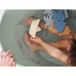 Baignoire Camélé’O BEABA Vert Sauge -MADE4BABY BOUTIQUE baignoire cameleo beaba vert sauge 2