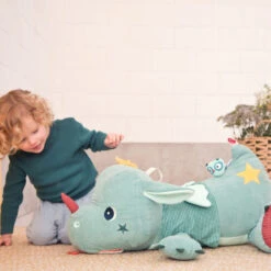 Grande Peluche Range-secrets Joe Le Dragon LES LILLIPUTIENS -MADE4BABY BOUTIQUE grande peluche range secrets joe le dragon les lilliputiens 9