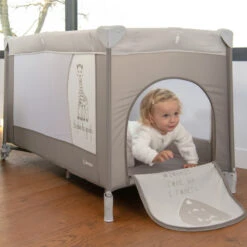 Lit Parapluie Optic Z RENOLUX Sophie La Girafe "So Chic" -MADE4BABY BOUTIQUE lit parapluie optic z renoluc sophie la girafe so chic 4