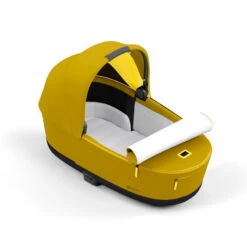 Nacelle De Luxe Priam 4 CYBEX Mustard Yellow -MADE4BABY BOUTIQUE nacelle de luxe priam 2022 cybex mustard yellow 3