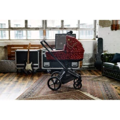 Nacelle De Luxe Priam 4 CYBEX Rockstar -MADE4BABY BOUTIQUE nacelle de luxe priam 40 cybex rockstar 5