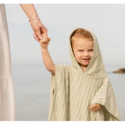 Poncho De Bain En éponge Jacquard LITTLE DUTCH Green -MADE4BABY BOUTIQUE poncho de bain en eponge jacquard little dutch green 3