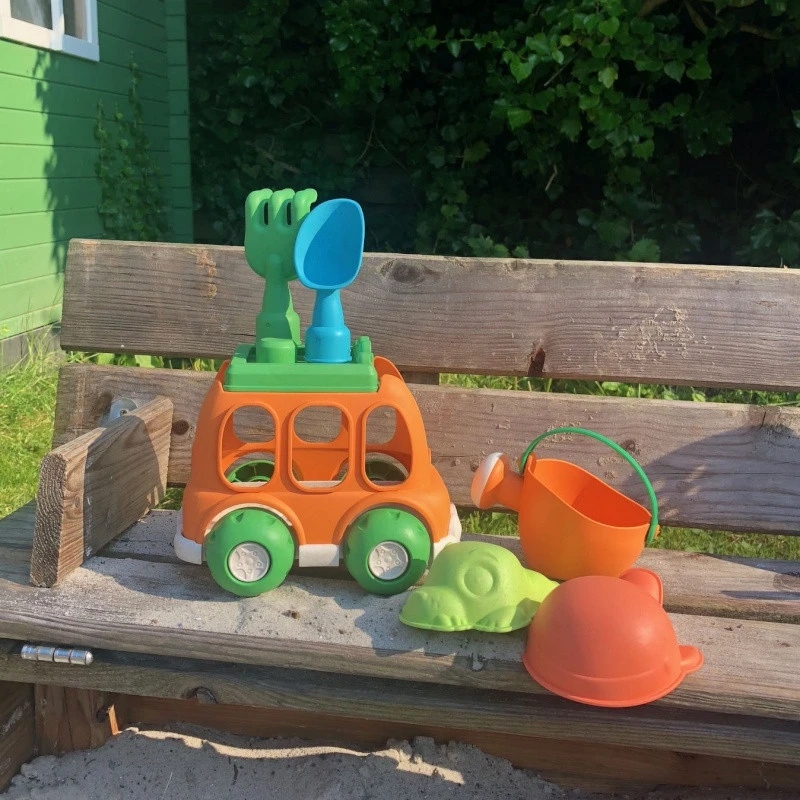 Set 6 Pièces Jardin & Plage Avec Voiture MAGNI 6 Set 6 Pièces Jardin & Plage Avec Voiture MAGNI – Image 4