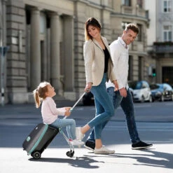 Valise Avec Assise Enfant Luggage Easy BEABA Noir -MADE4BABY BOUTIQUE valise assise voyage 5